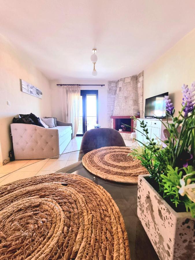 קריופיגי Nice Apartment With Amazing Views מראה חיצוני תמונה